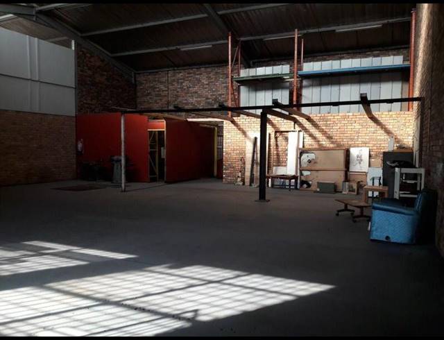 500M² FACTORY FOR SALE IN DEVLAND